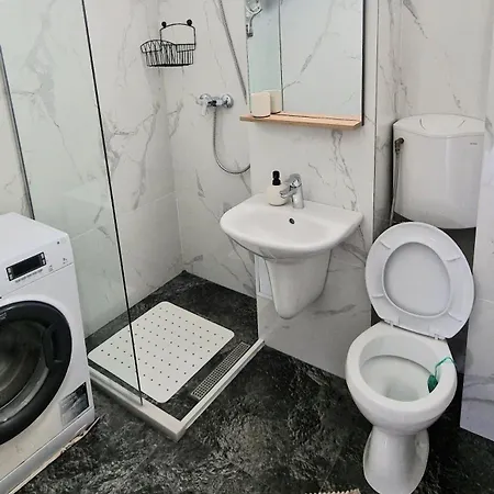 公寓 Niki 曼加利亚